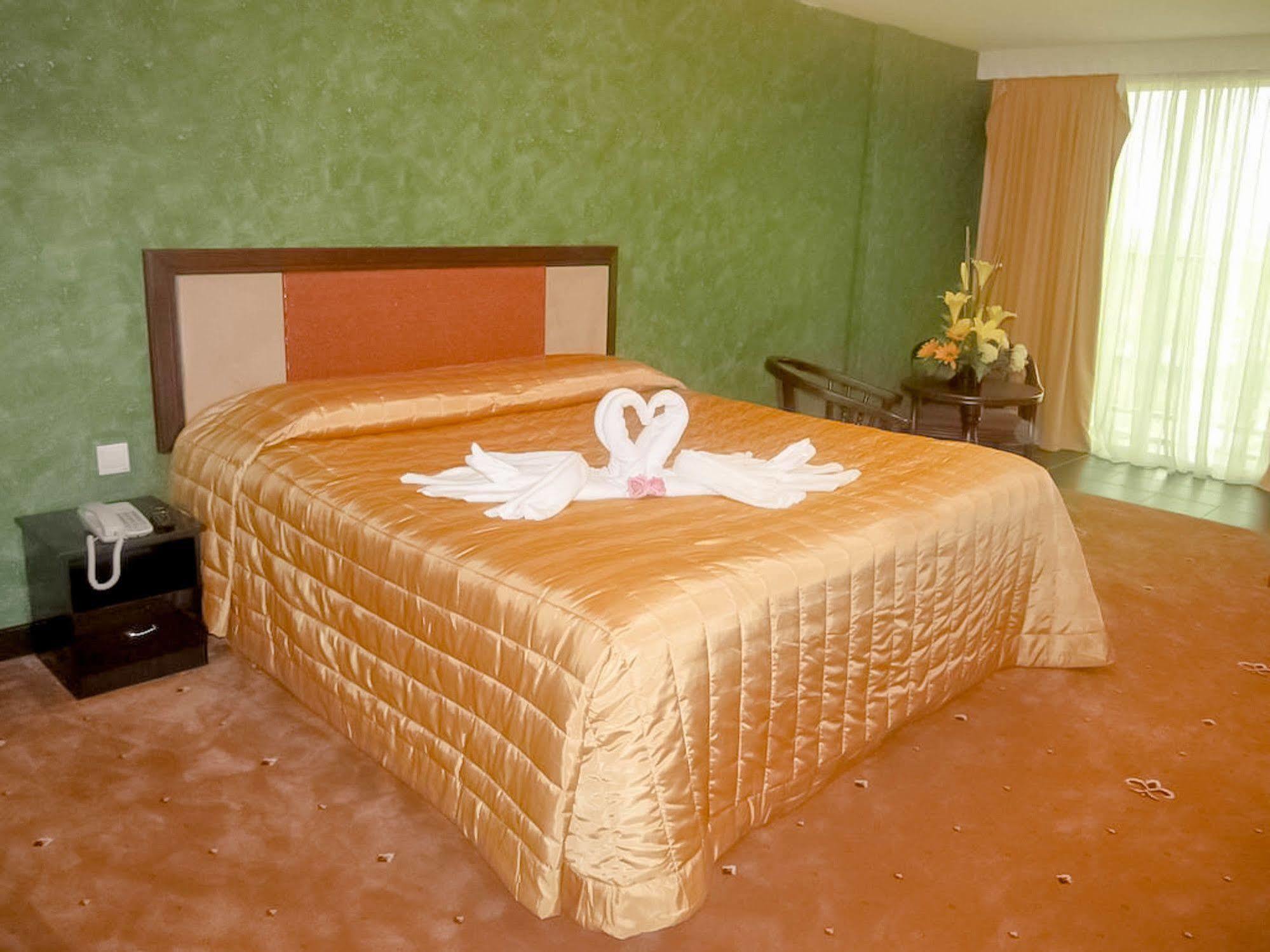 Hotel Taiping Perdana Esterno foto